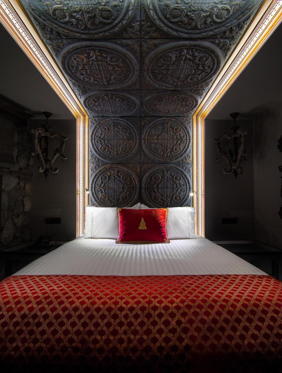 Kamares Historic Boutique Hotel & Spa Ioannina Exterior foto The tomb of Sultan Bayezid I